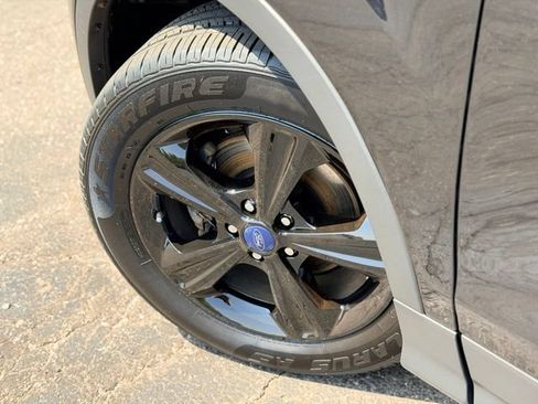 Used 2013 Ford Escape SE FWD image 21