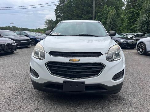 Used 2017 Chevrolet Equinox LS FWD image 4