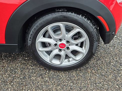 Used 2021 MINI Cooper 2-Door Hardtop w/ 6.5" Touchscreen Package image 9