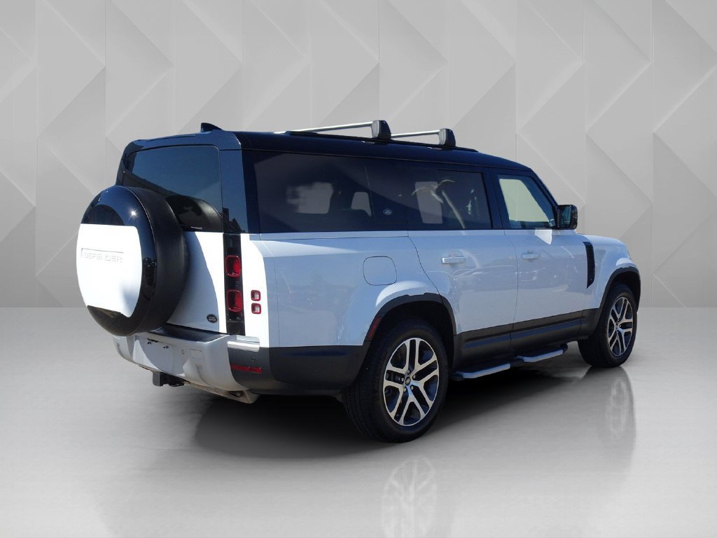 Used 2023 Land Rover Defender 130 SE AWD/4WD image 5