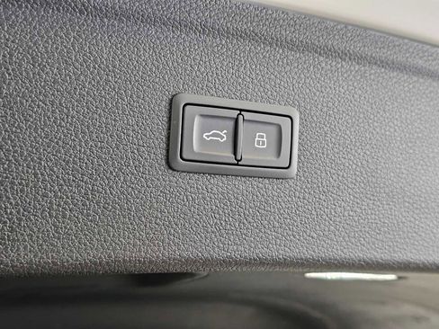 Used 2024 Audi Q5 2.0T Premium Plus AWD/4WD image 17