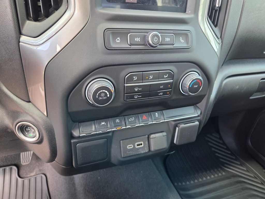 Used 2024 Chevrolet Silverado 1500 Custom AWD/4WD image 27