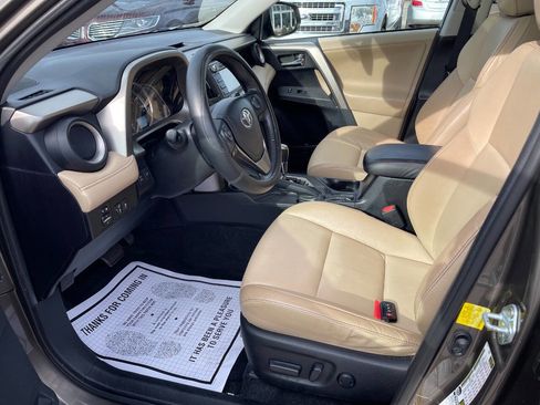 Used 2013 Toyota RAV4 Limited image 10
