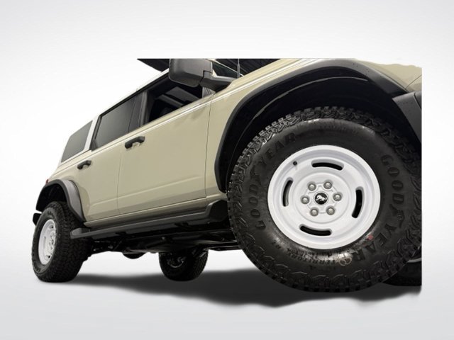New 2026 Ford Bronco Heritage Edition AWD/4WD image 2