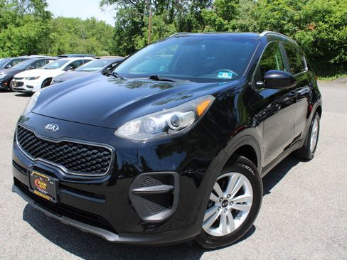 Used 2017 Kia Sportage LX w/ LX Popular Package FWD image 1