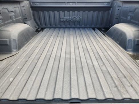 Used 2024 Chevrolet Silverado 1500 High Country w/ Technology Package image 32