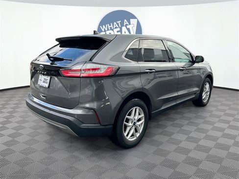 Used 2022 Ford Edge SEL image 7