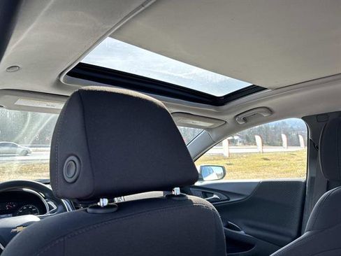 Used 2024 Chevrolet Malibu LT image 16