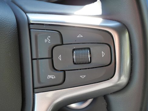 Used 2024 Chevrolet Tahoe LT image 30