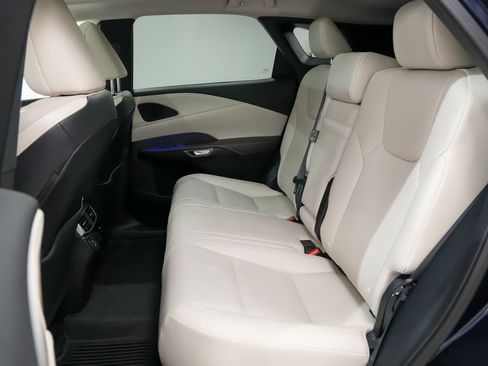 Used 2025 Lexus RX 350 w/ Convenience Package AWD/4WD image 31