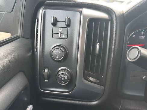 Used 2017 Chevrolet Silverado 1500 LT w/ All Star Edition AWD/4WD image 19