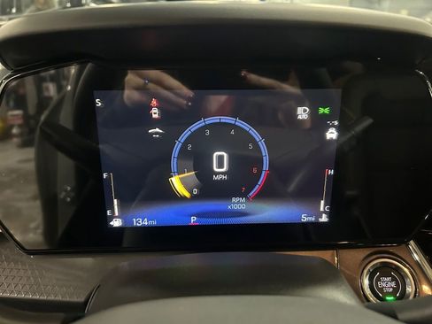 New 2026 Chevrolet Trax ACTIV w/ Sunroof Package image 16