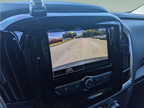 Used 2020 Chevrolet Traverse LS w/ LPO, Black Accent Package FWD image 27