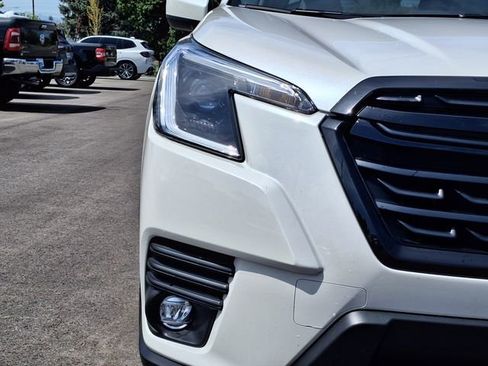 Used 2024 Subaru Forester Premium AWD/4WD image 9