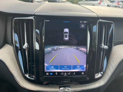 Certified 2022 Volvo XC60 B5 Inscription w/ Climate Package image 40