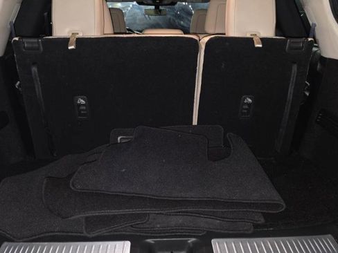 Used 2023 INFINITI QX60 Sensory w/ Vision Package image 18