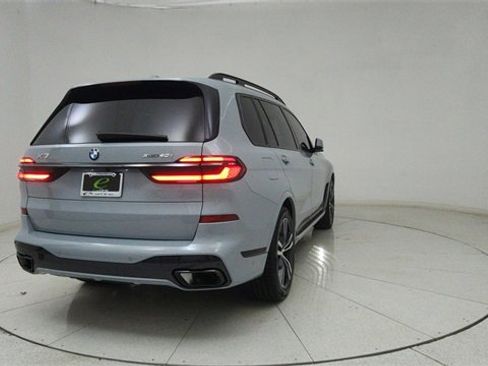 Used 2026 BMW X7 xDrive40i image 7