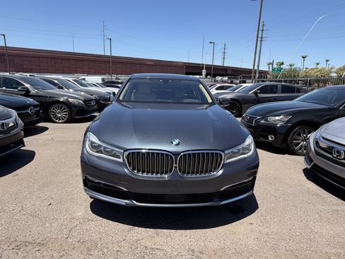 Used 2016 BMW 750i xDrive AWD/4WD image 2