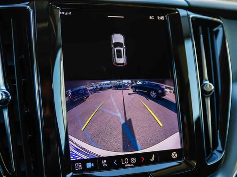 Used 2023 Volvo XC60 B5 Core w/ Climate Package image 26