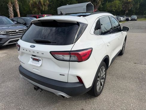 Used 2021 Ford Escape Titanium w/ Class II Trailer Tow Package FWD image 5