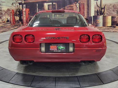 Used 1991 Chevrolet Corvette ZR1 image 4
