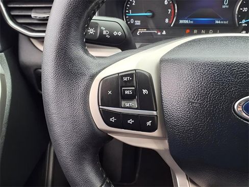 Used 2023 Ford Explorer XLT w/ Equipment Group 202A image 30