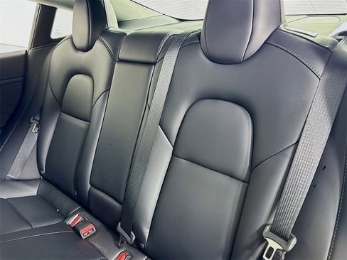 Used 2023 Tesla Model 3 Long Range image 13