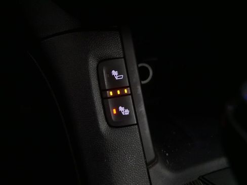 Used 2018 GMC Acadia SLT image 24