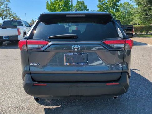 Certified 2023 Toyota RAV4 LE FWD image 5