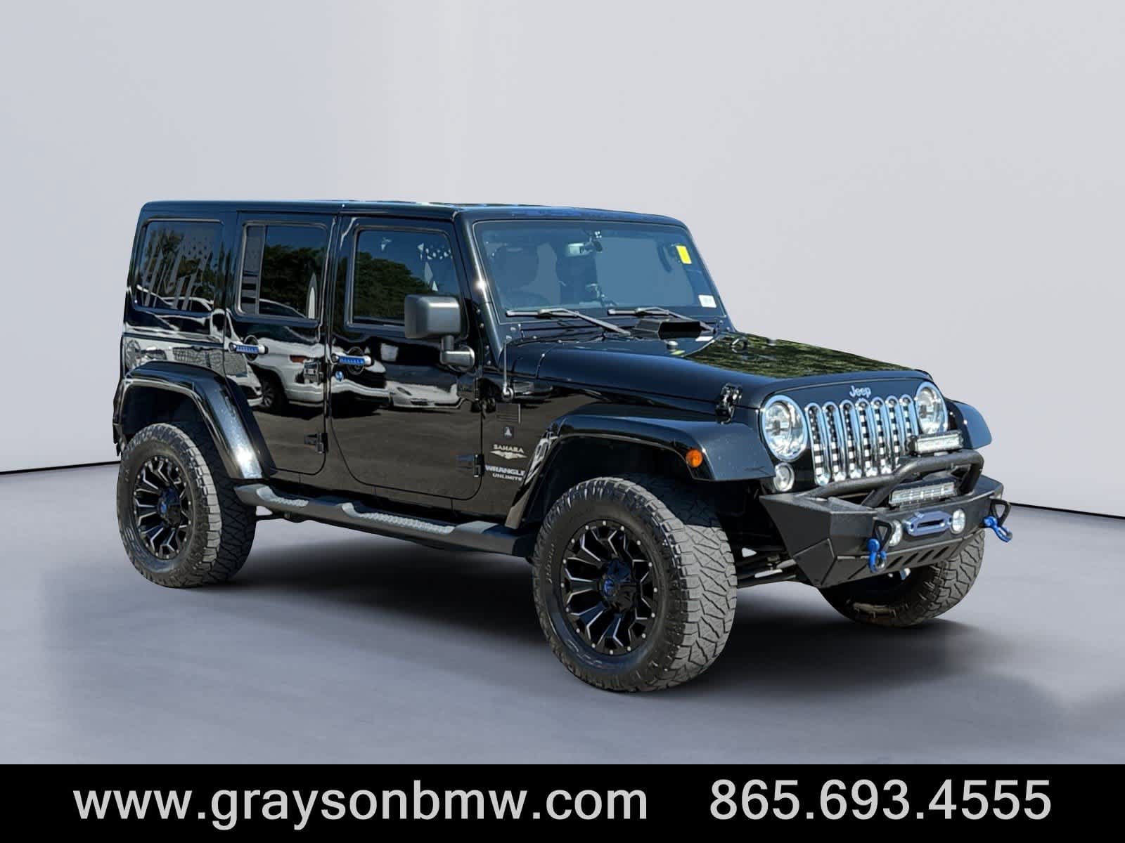 Used 2015 Jeep Wrangler Unlimited Sahara w/ Connectivity Group AWD/4WD image 1