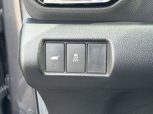 Certified 2025 Honda Pilot Touring image 34