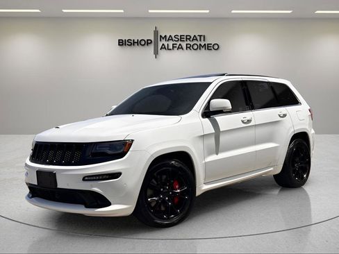 Used 2015 Jeep Grand Cherokee SRT w/ Trailer Tow Group IV AWD/4WD image 2