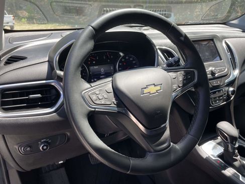 Used 2024 Chevrolet Equinox LT w/ LPO, Floor Liner Package FWD image 7