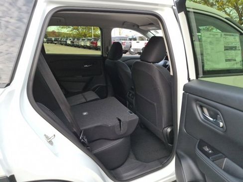 New 2026 Nissan Rogue SV image 14