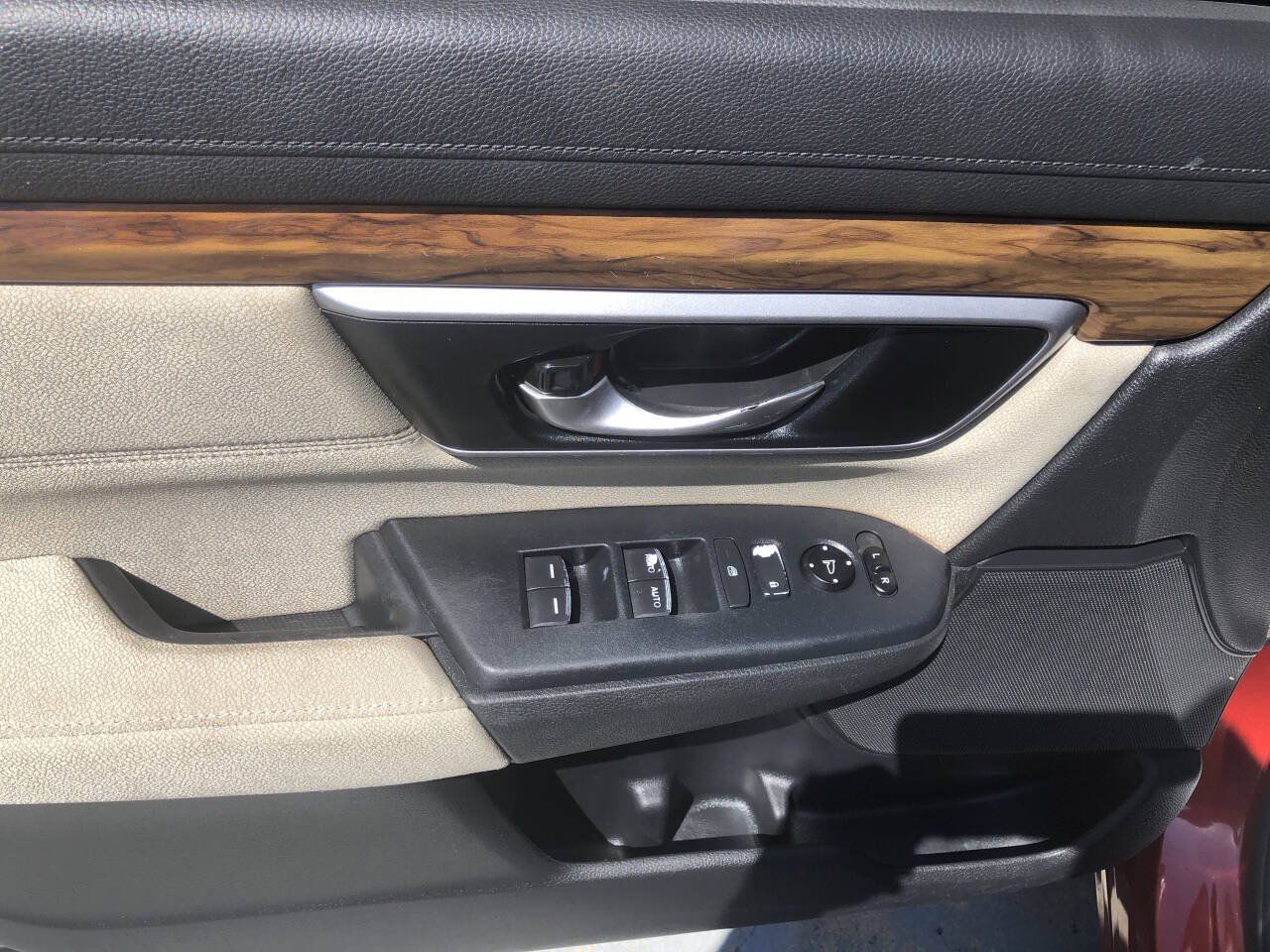 Used 2018 Honda CR-V EX image 14