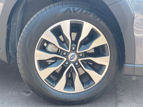 Certified 2024 Subaru Outback Limited AWD/4WD image 8