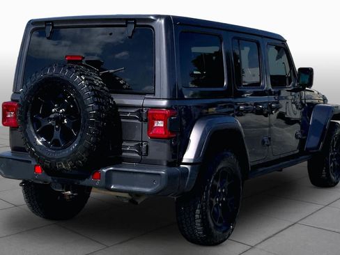 Used 2018 Jeep Wrangler Unlimited Sahara w/ Quick Order Package 24M Moab AWD/4WD image 13