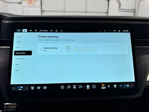 Used 2023 Rivian R1S Adventure AWD/4WD image 34