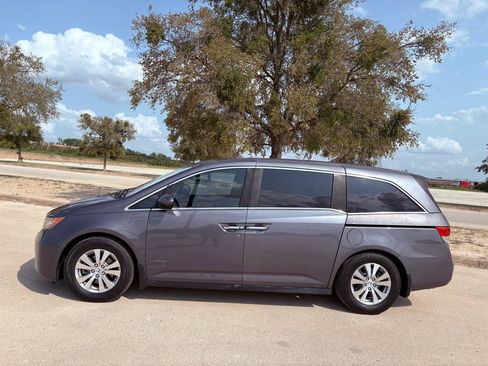 Used 2014 Honda Odyssey EX-L image 2