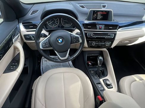 Used 2017 BMW X1 sDrive28i FWD image 12