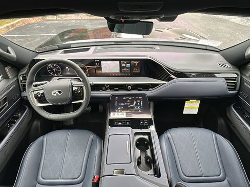 New 2026 INFINITI QX80 4WD image 12