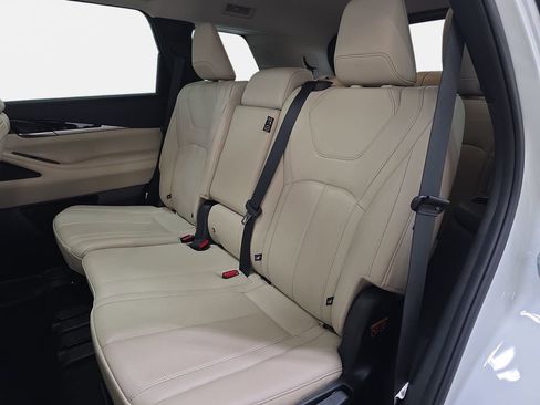 Certified 2023 INFINITI QX60 Pure AWD/4WD image 11