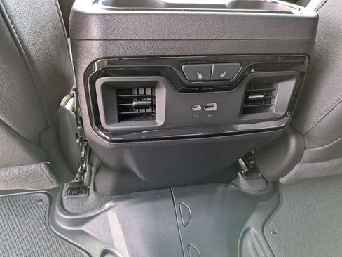 Used 2024 GMC Sierra 2500 AT4 w/ AT4 Preferred Package AWD/4WD image 20