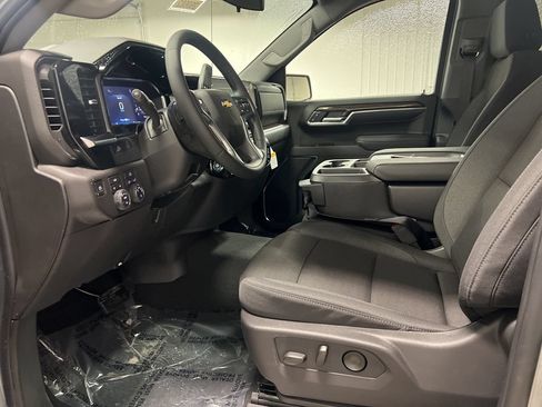 New 2026 Chevrolet Silverado 1500 LT AWD/4WD image 40