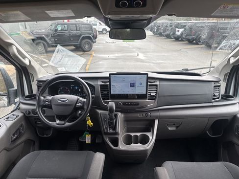 Used 2022 Ford Transit 350 XLT image 7