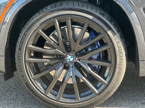 Used 2020 BMW X5 M50i AWD/4WD image 11