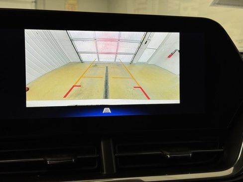 Used 2025 Chevrolet Trax RS image 40