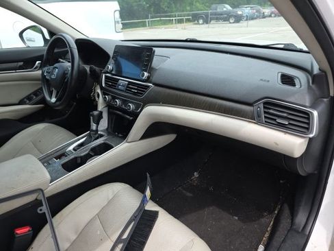Used 2018 Honda Accord EX-L image 11
