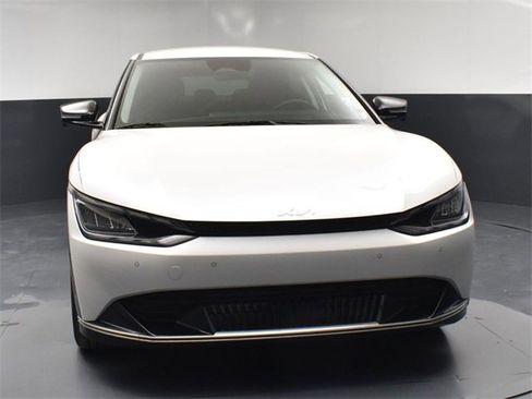 Used 2024 Kia EV6 Wind w/ Wind Technology Package image 3