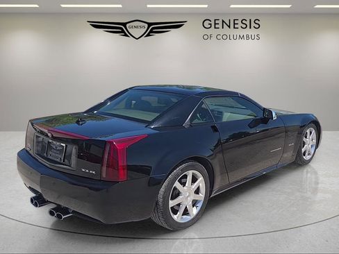 Used 2005 Cadillac XLR RWD image 5
